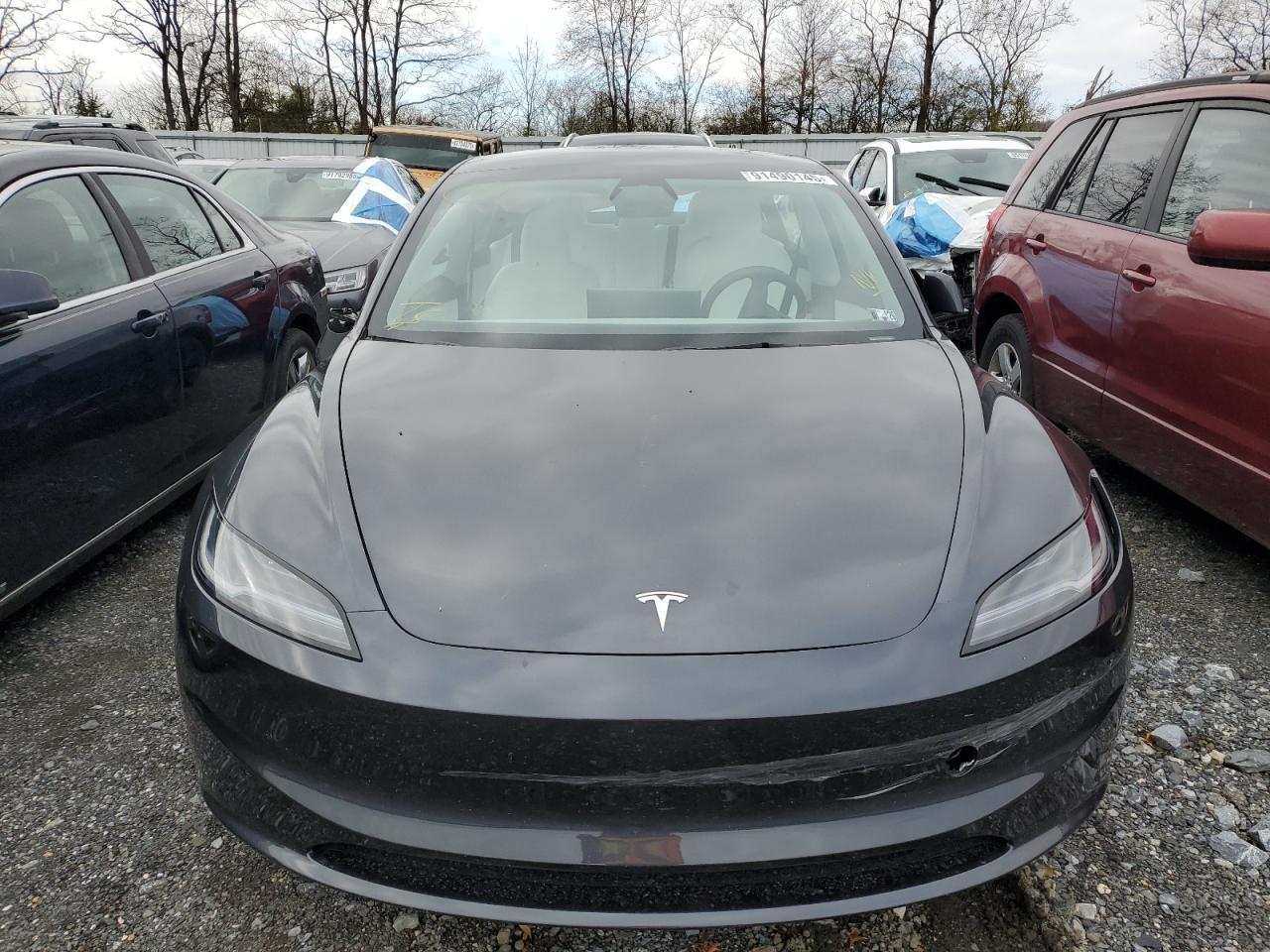 2025 TESLA MODEL 3