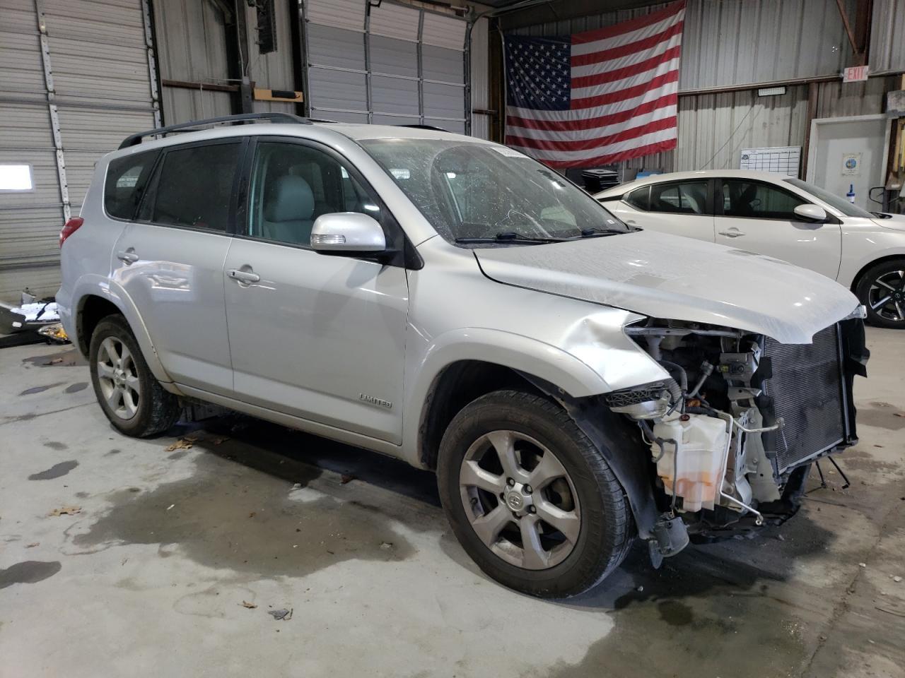 2011 TOYOTA RAV4