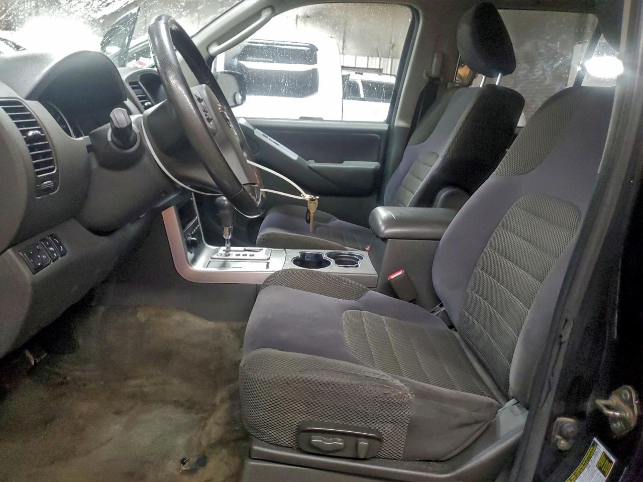 2010 NISSAN PATHFINDER