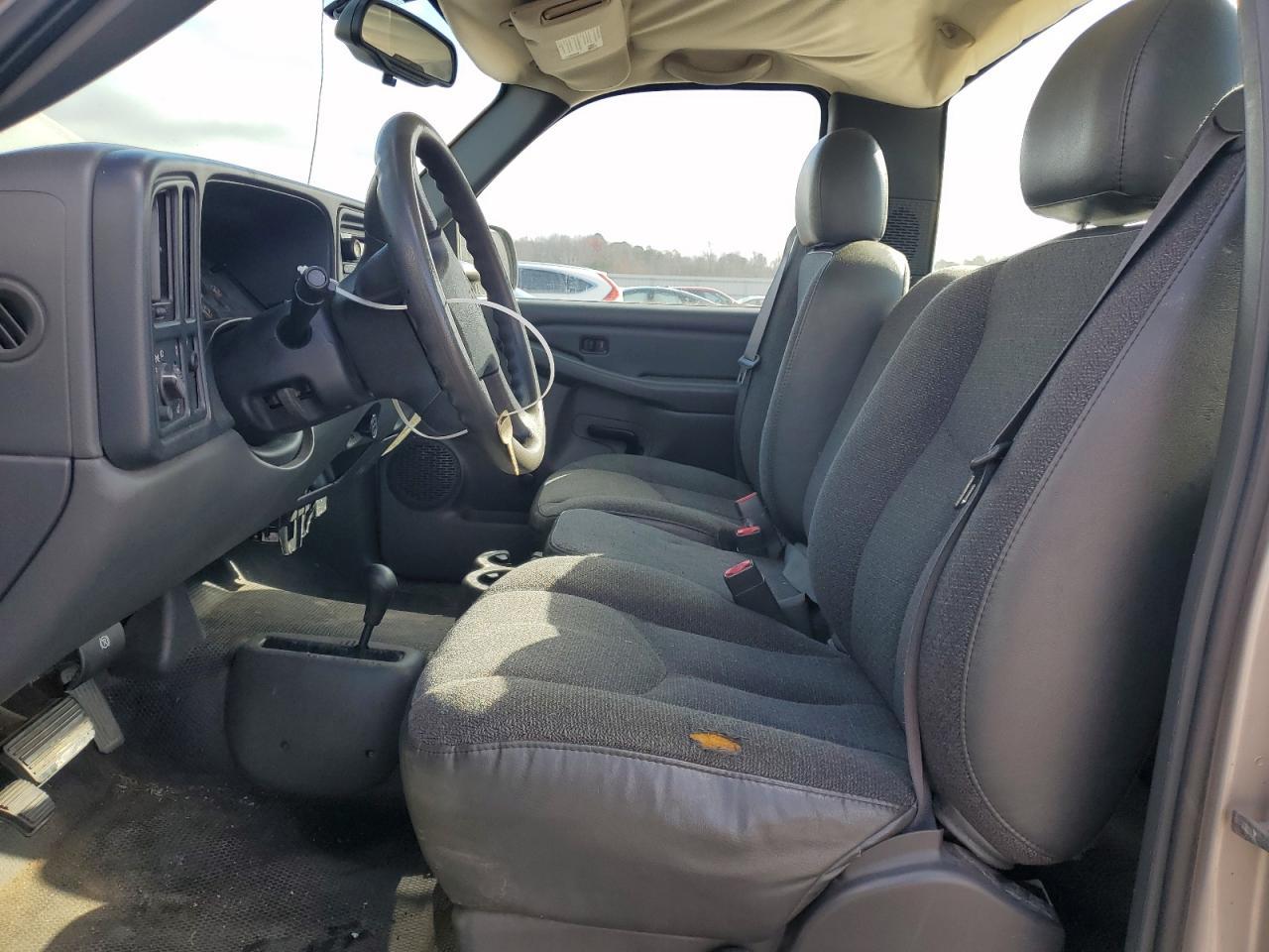 2004 CHEVROLET Silverado
