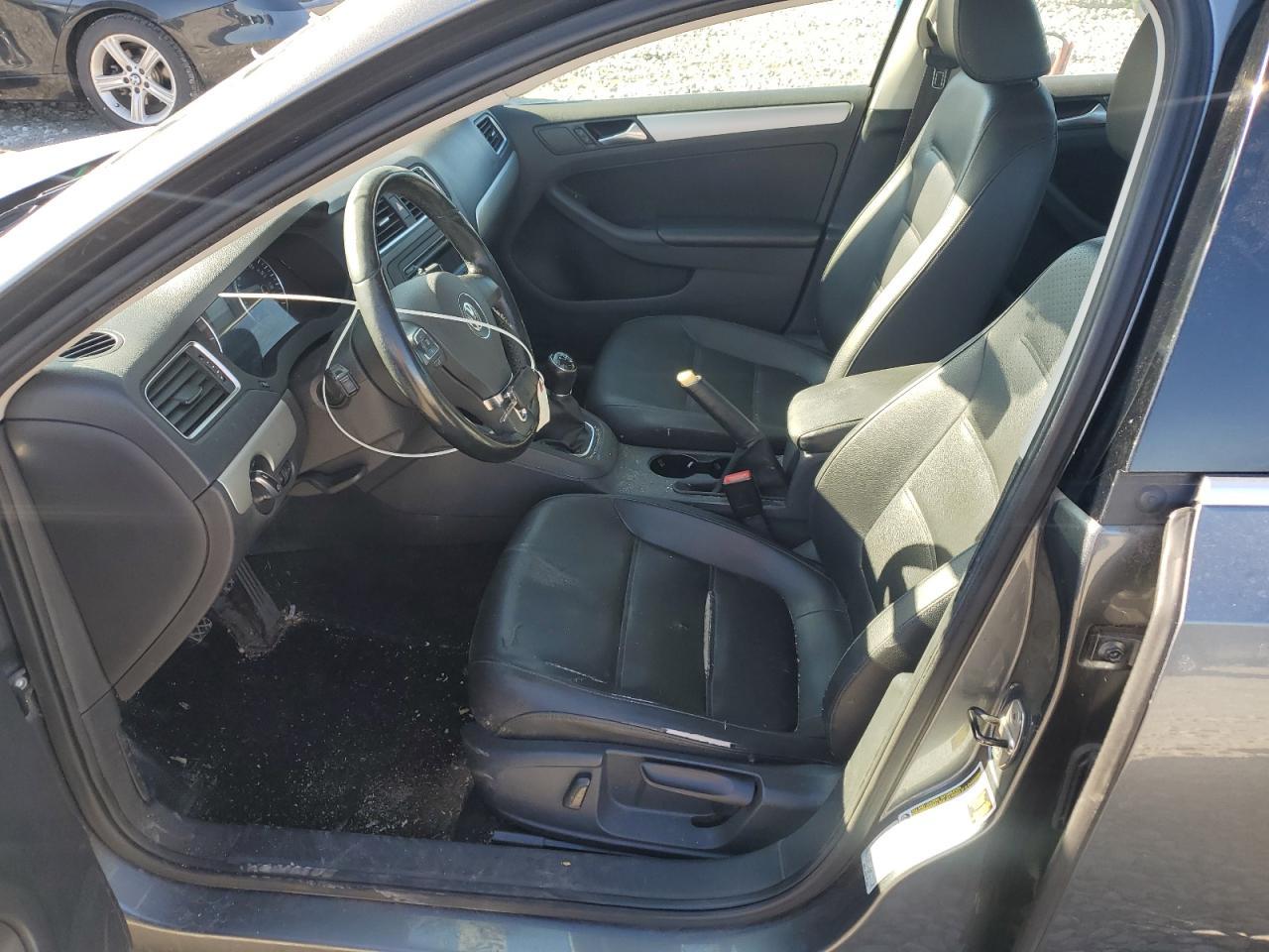 2014 VOLKSWAGEN JETTA