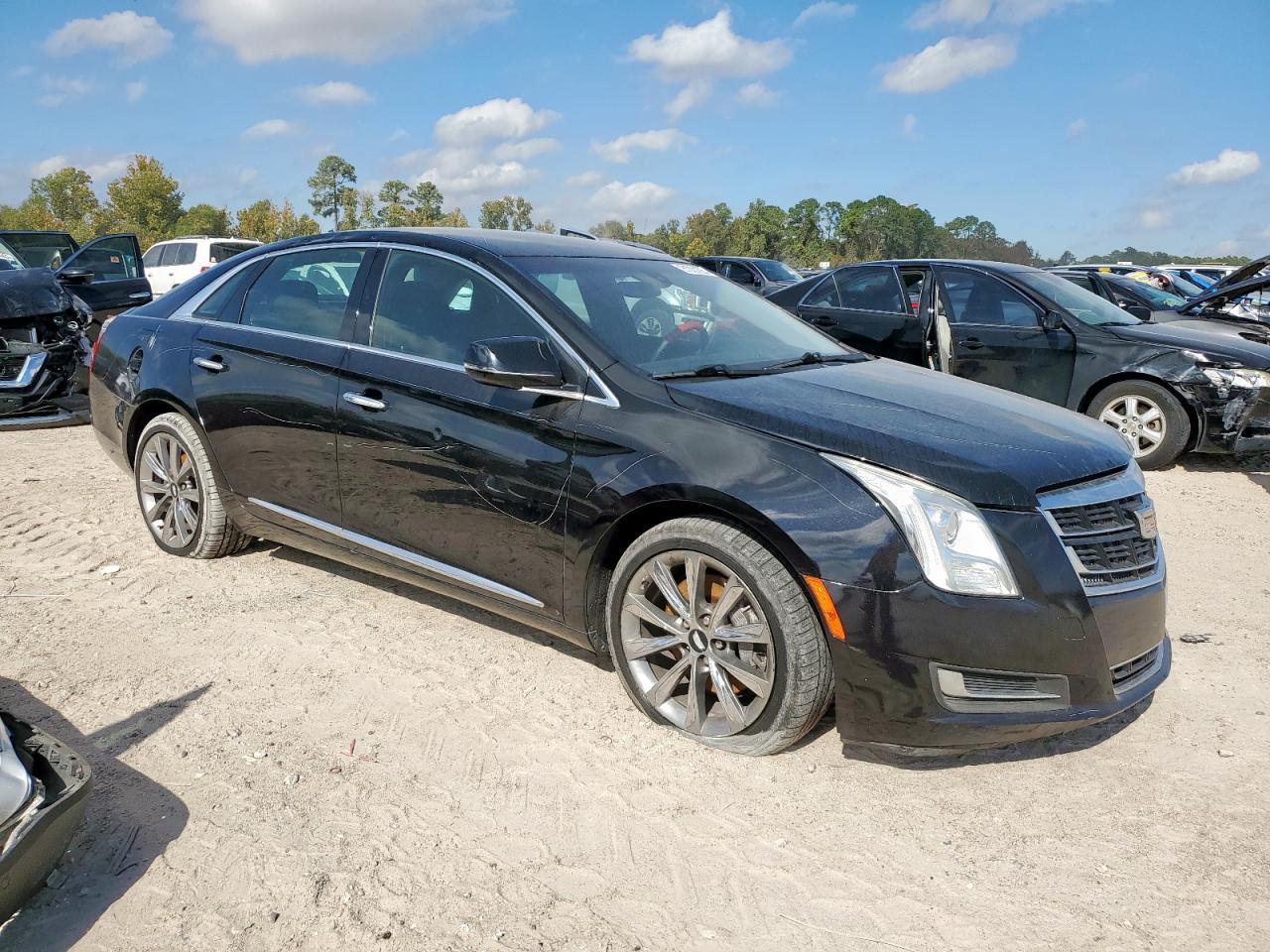 2017 CADILLAC XTS