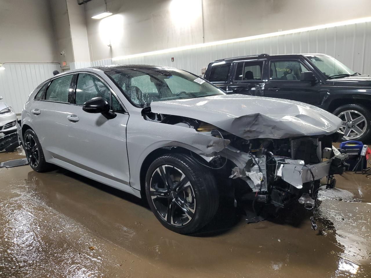 2024 KIA K5