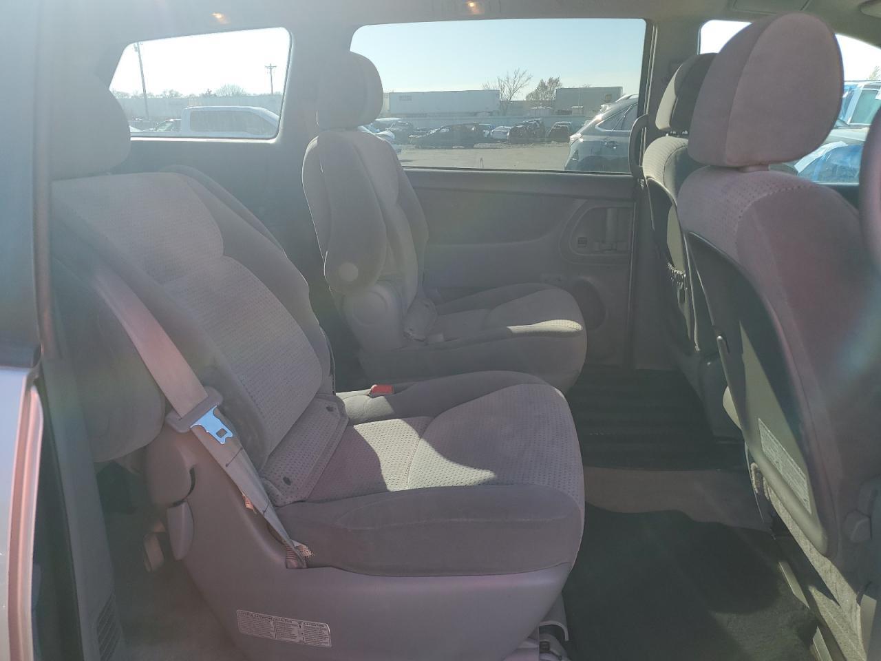 2008 TOYOTA SIENNA