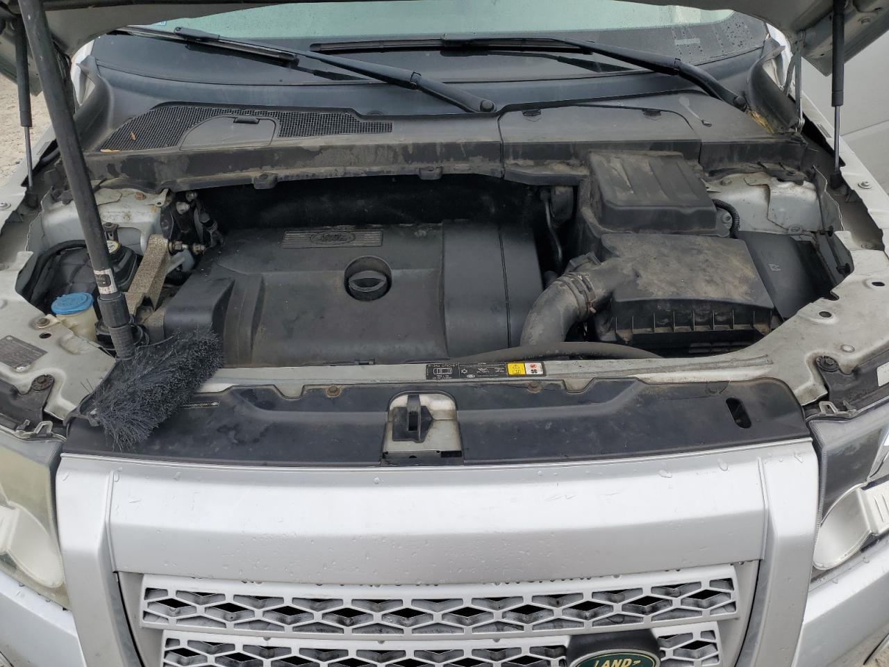 2009 LAND ROVER LR2