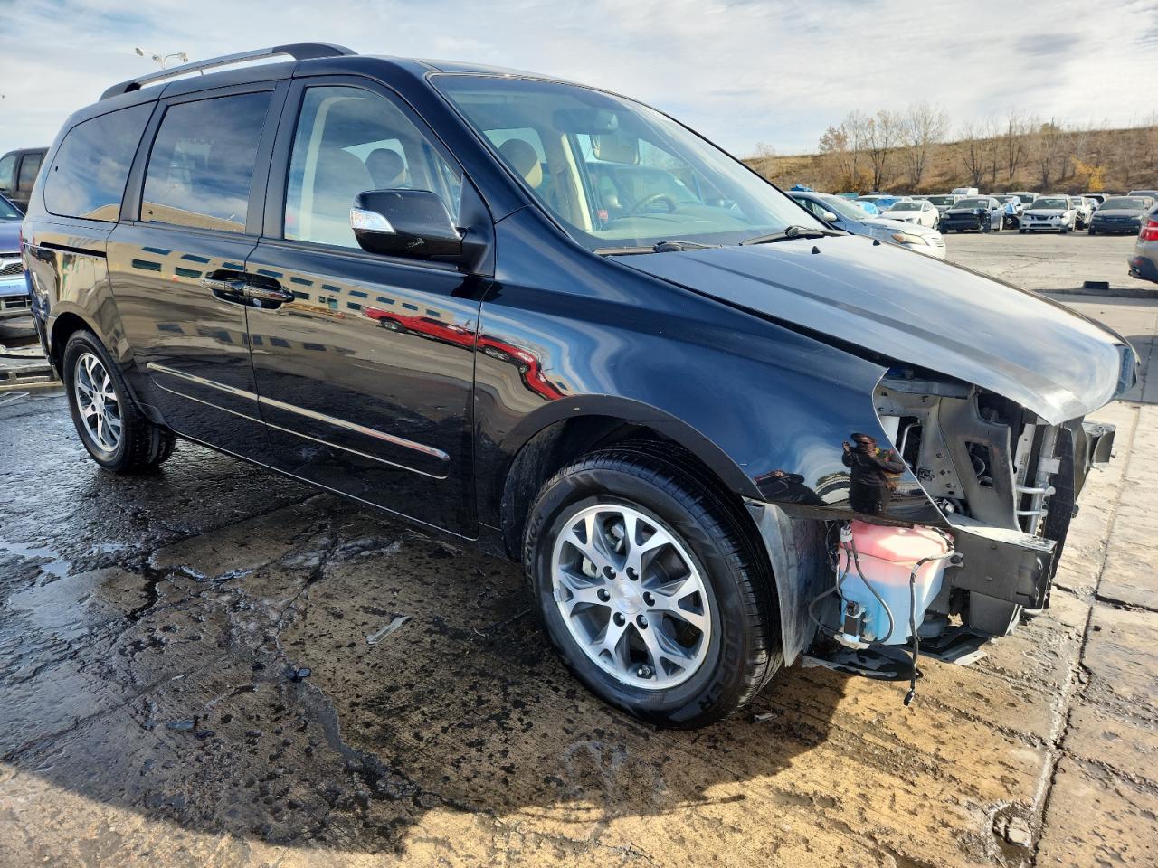 2014 KIA SEDONA