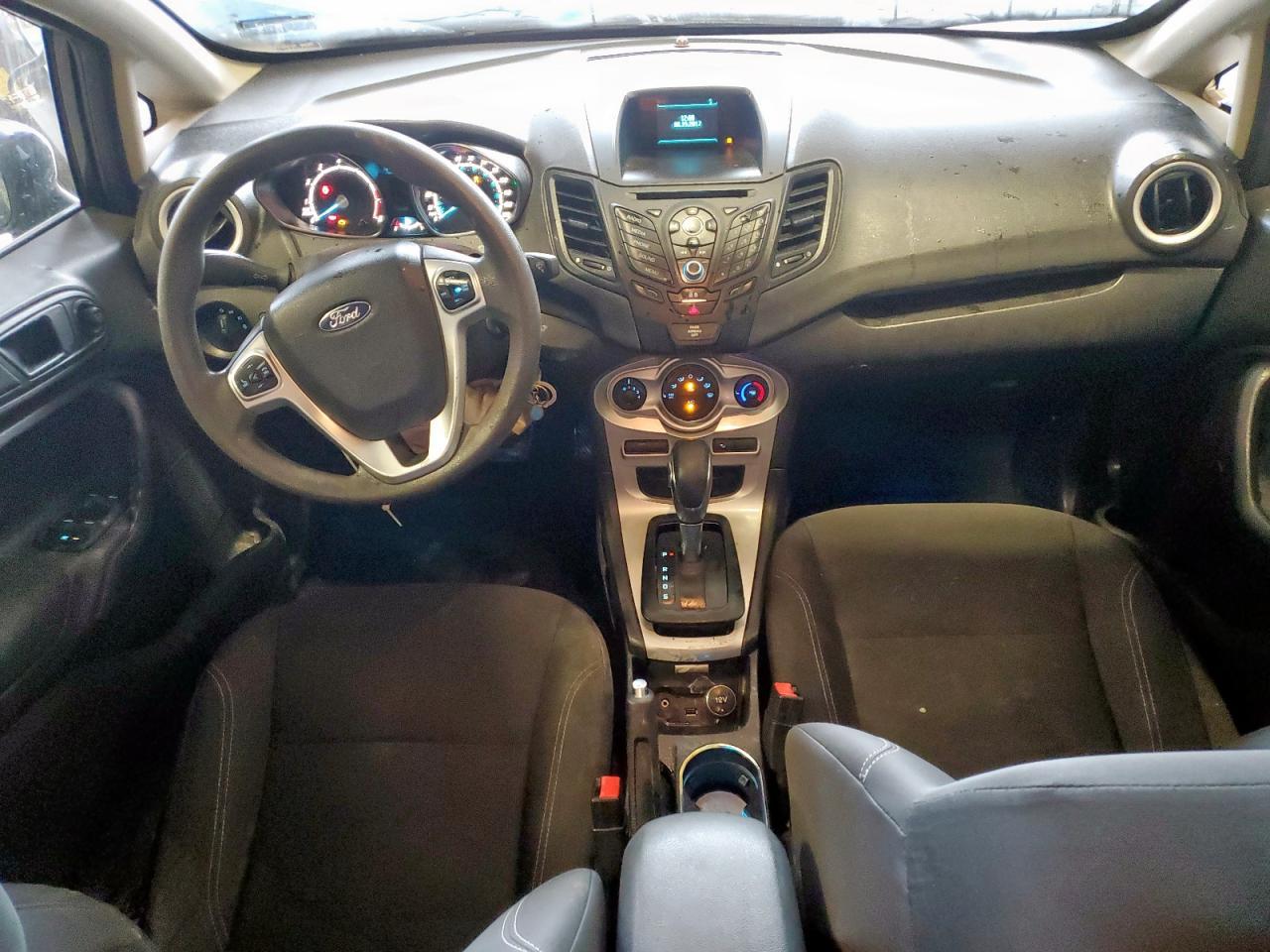 2017 FORD Fiesta