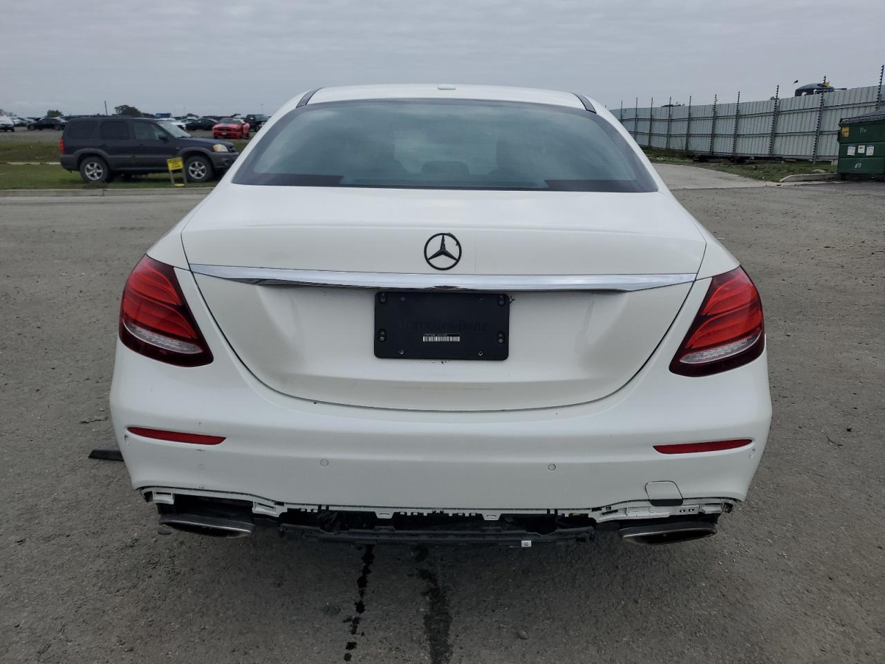 2017 MERCEDES-BENZ E-Class