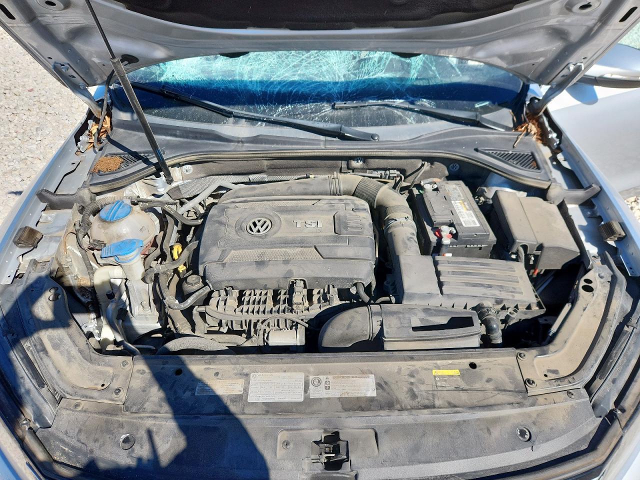 2017 VOLKSWAGEN Passat