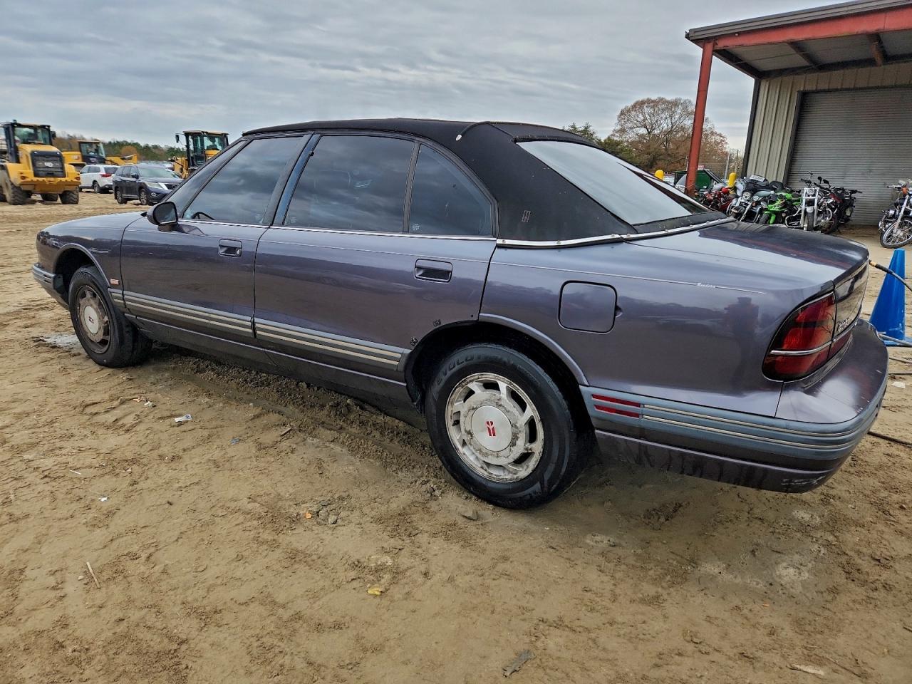 1995 OLDSMOBILE 88