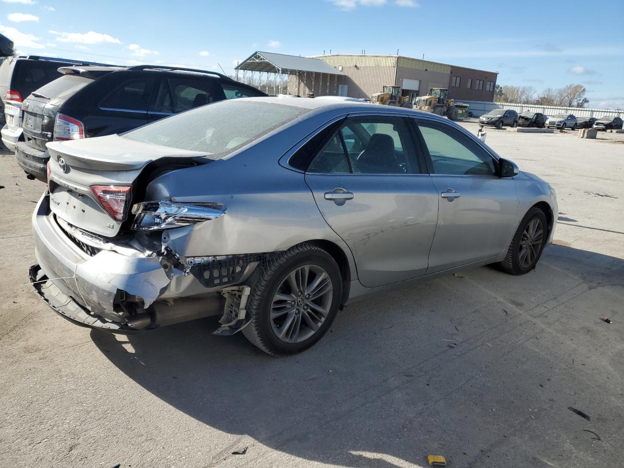 2015 TOYOTA CAMRY