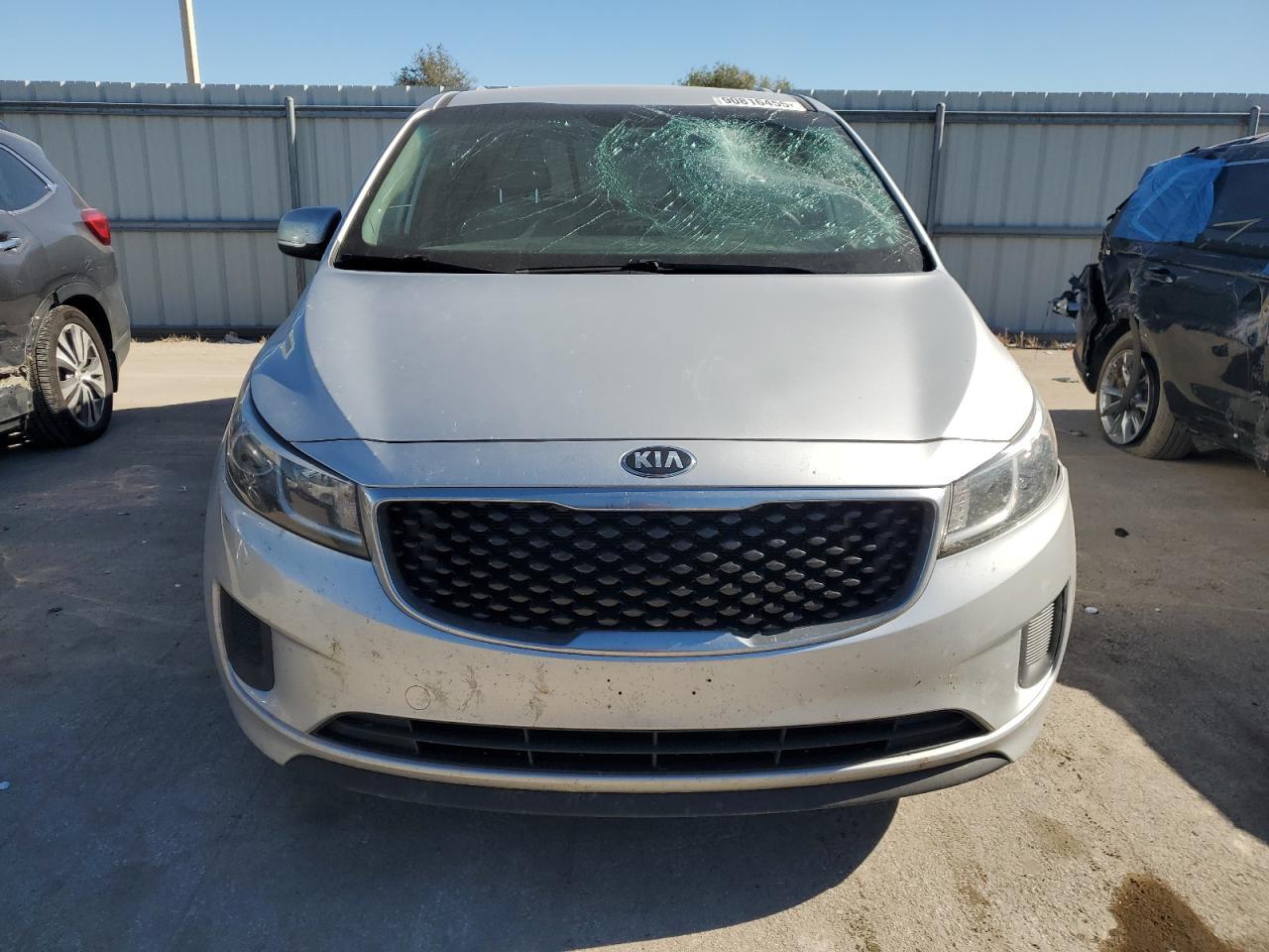 2016 KIA SEDONA