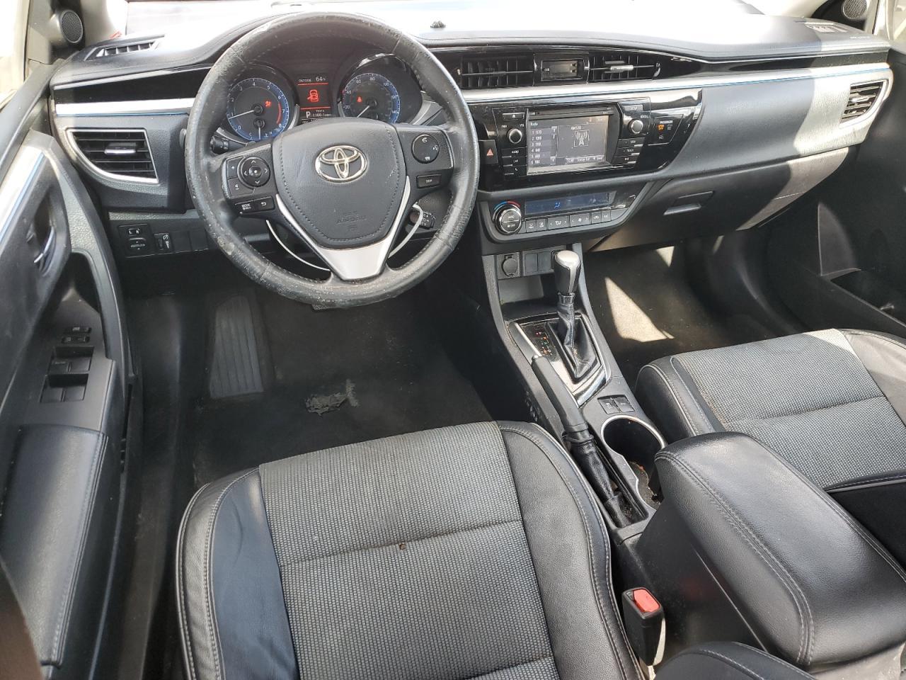 2015 TOYOTA COROLLA