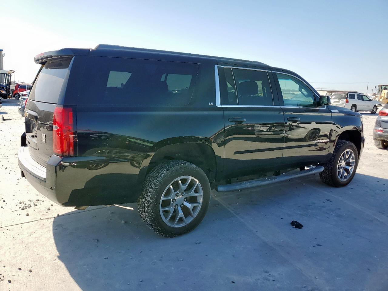 2015 CHEVROLET Suburban