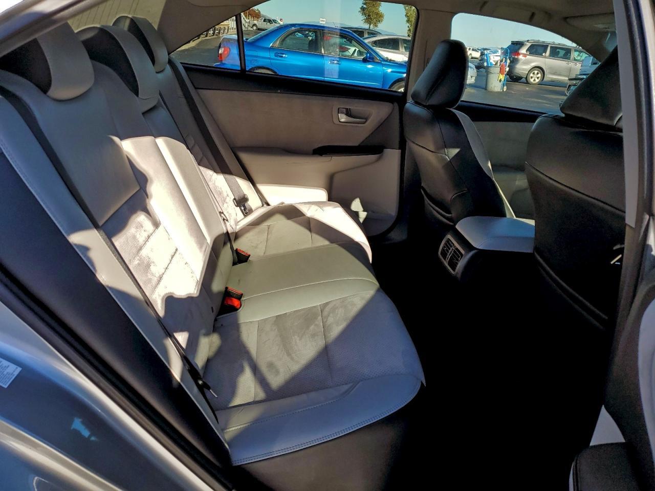 2017 TOYOTA CAMRY