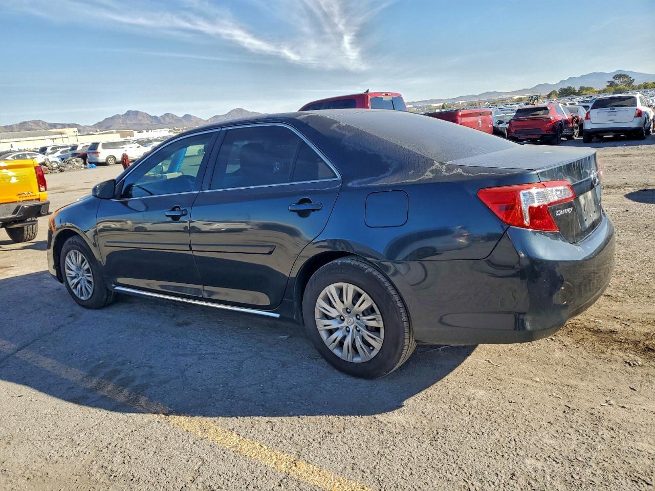 2013 TOYOTA CAMRY