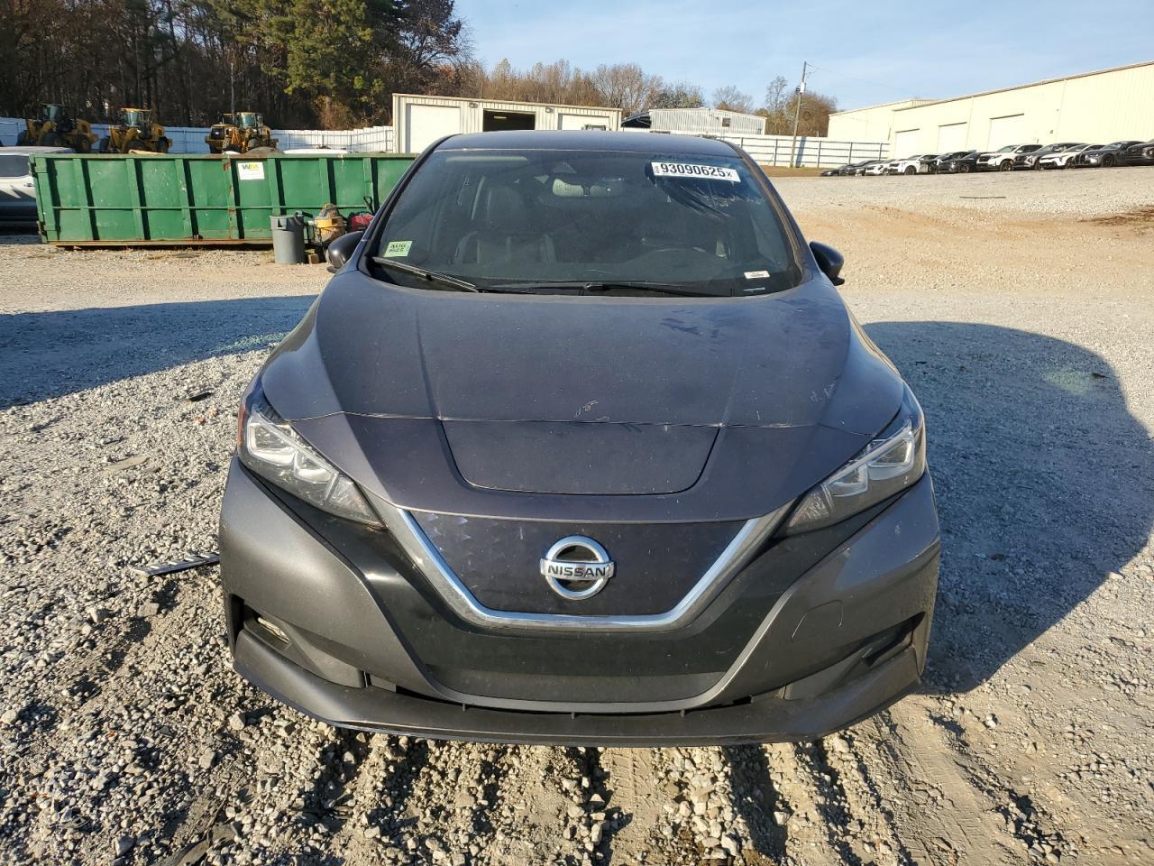 2022 NISSAN LEAF