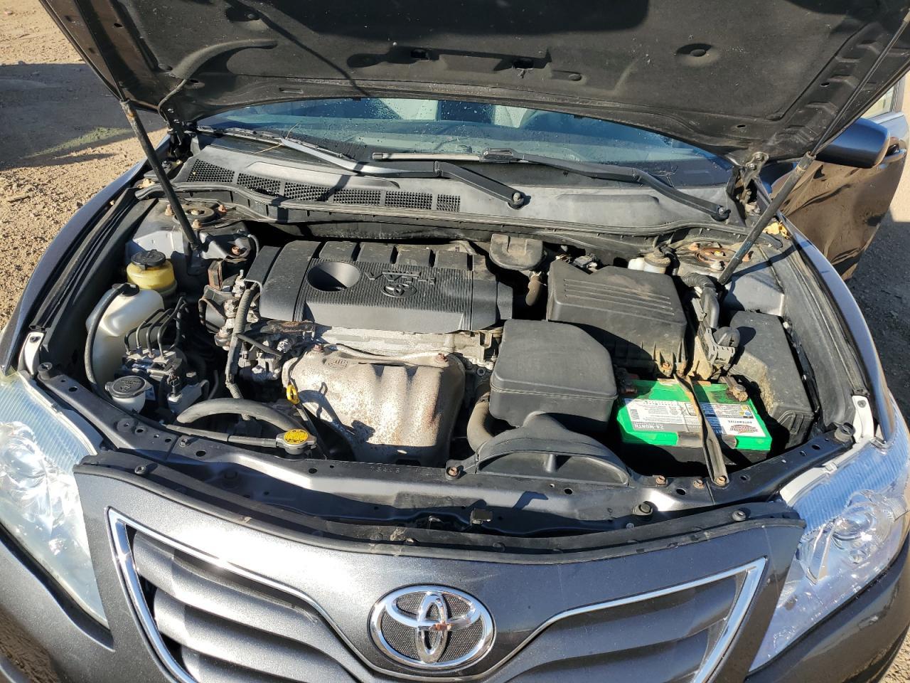2011 TOYOTA CAMRY