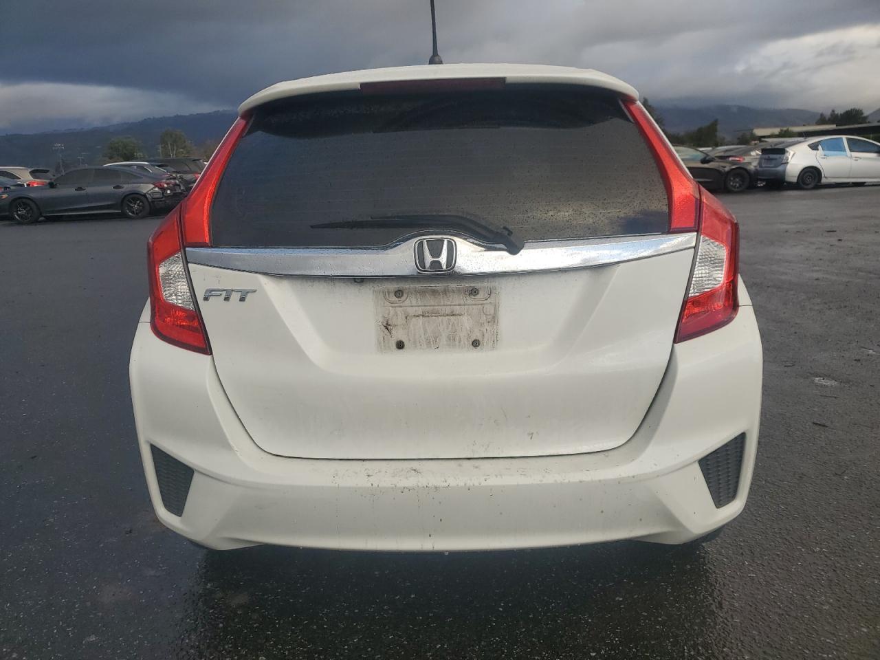 2015 HONDA FIT
