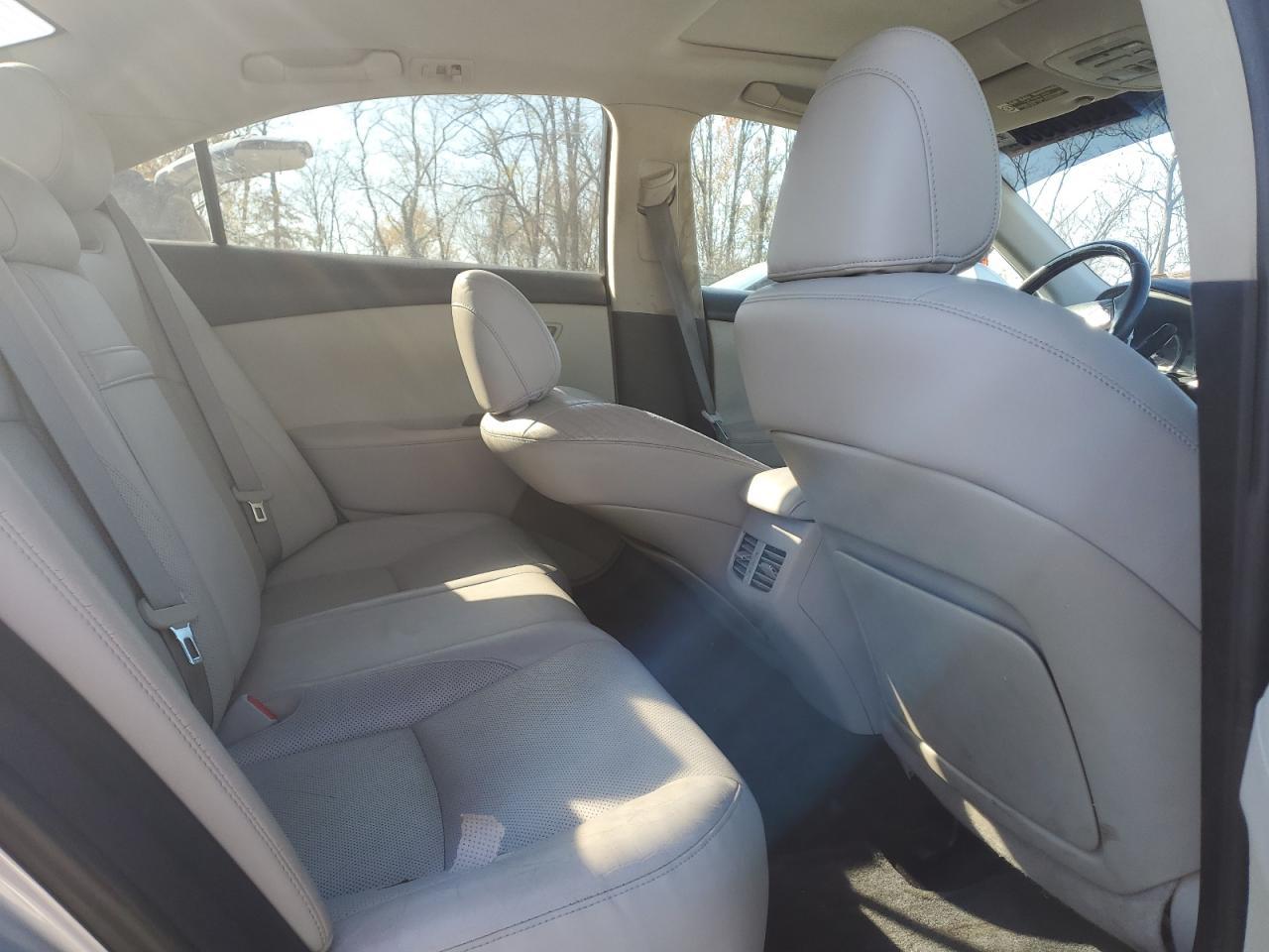 2010 LEXUS ES 350