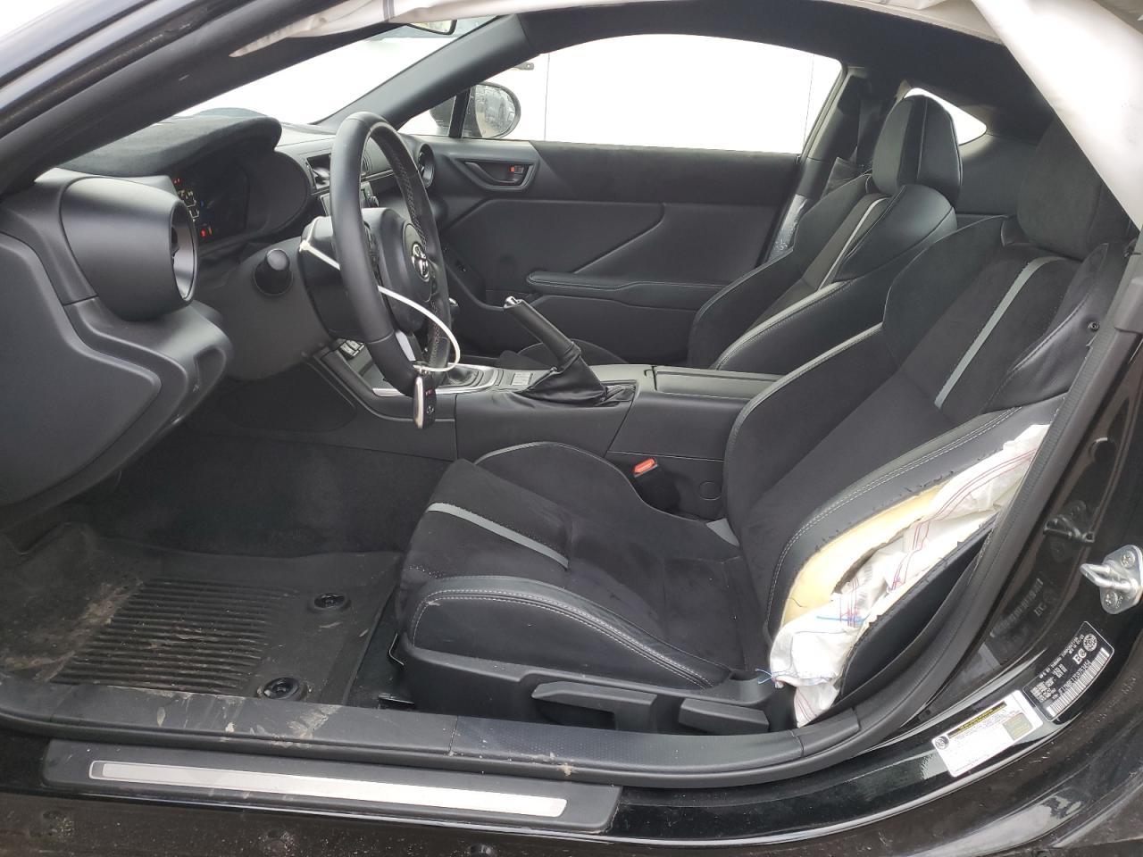 2025 TOYOTA GR 86