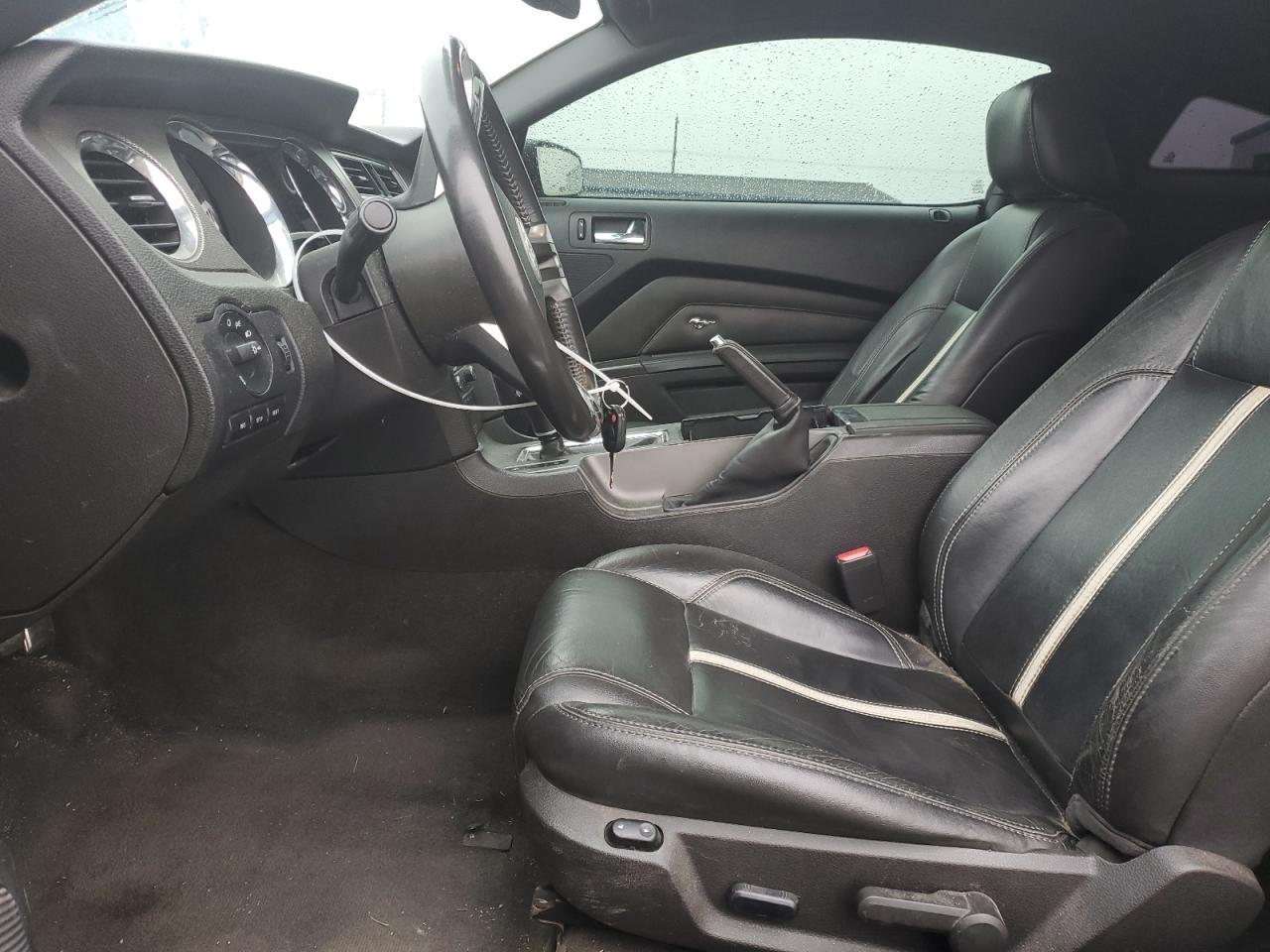 2010 FORD MUSTANG