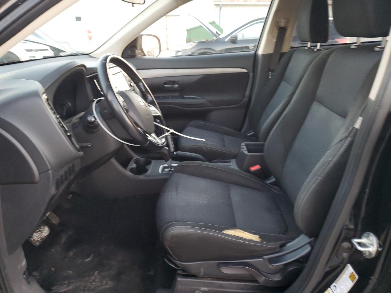 2016 MITSUBISHI outlander