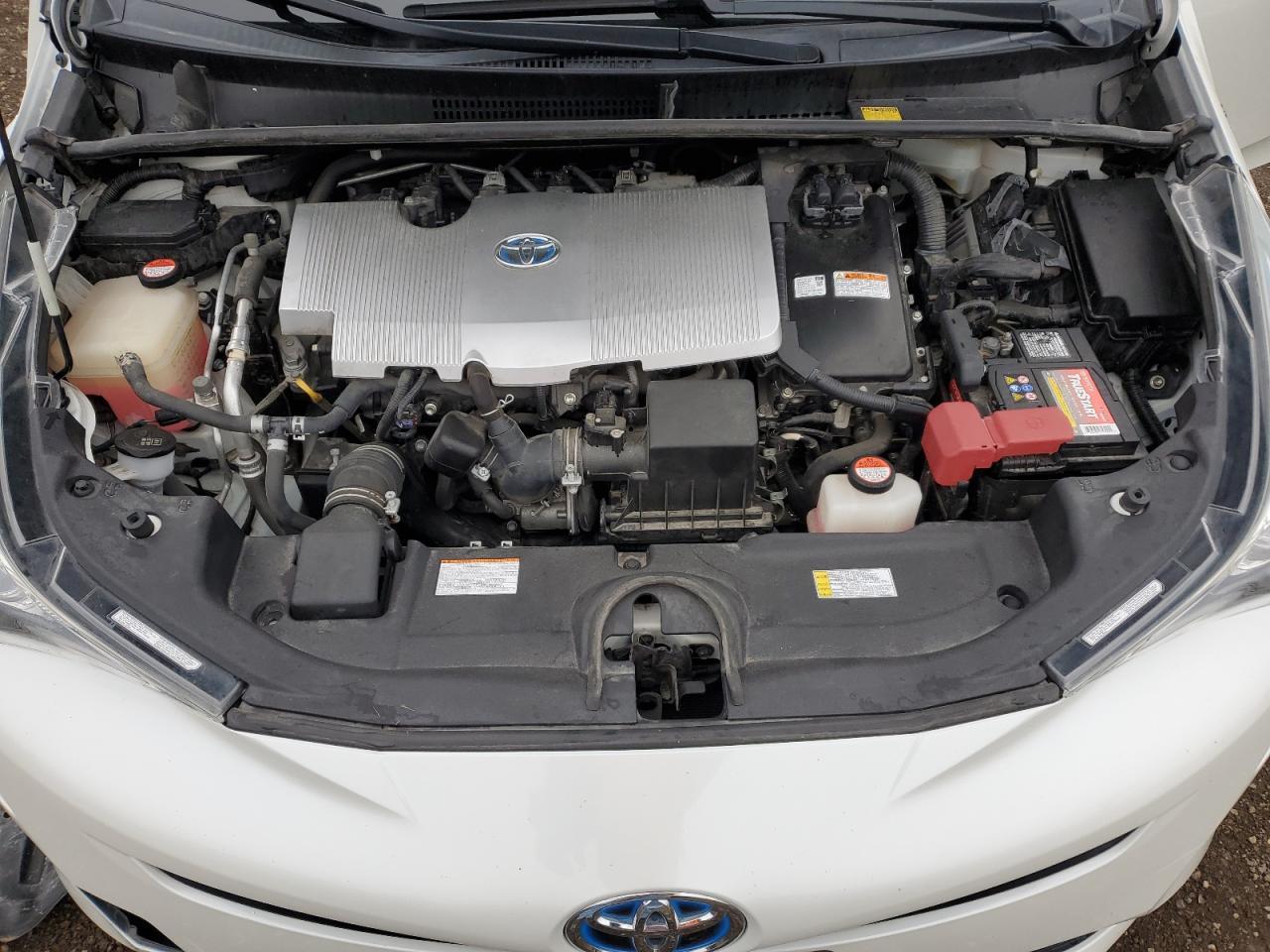 2016 TOYOTA PRIUS