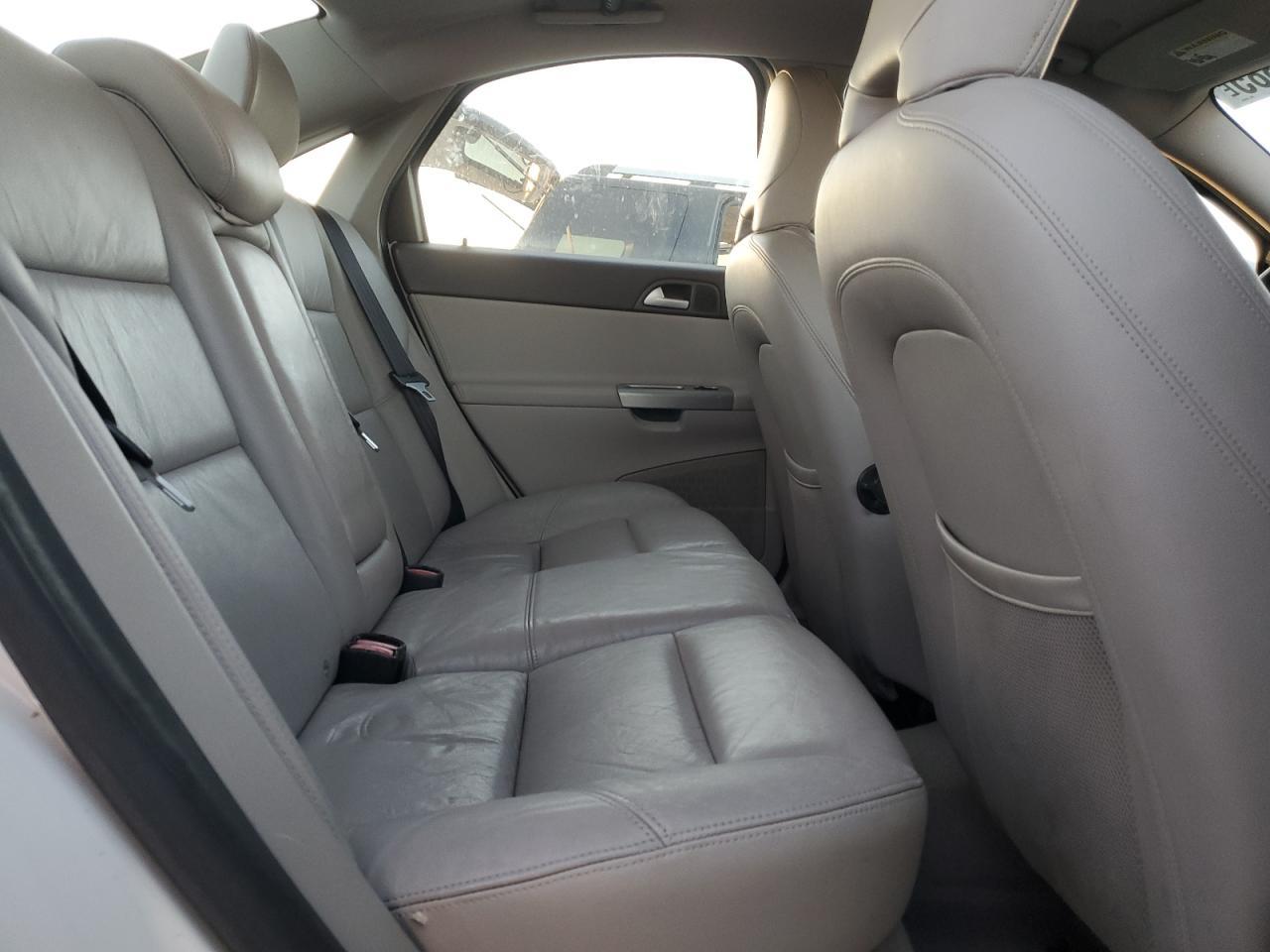 2010 VOLVO S40