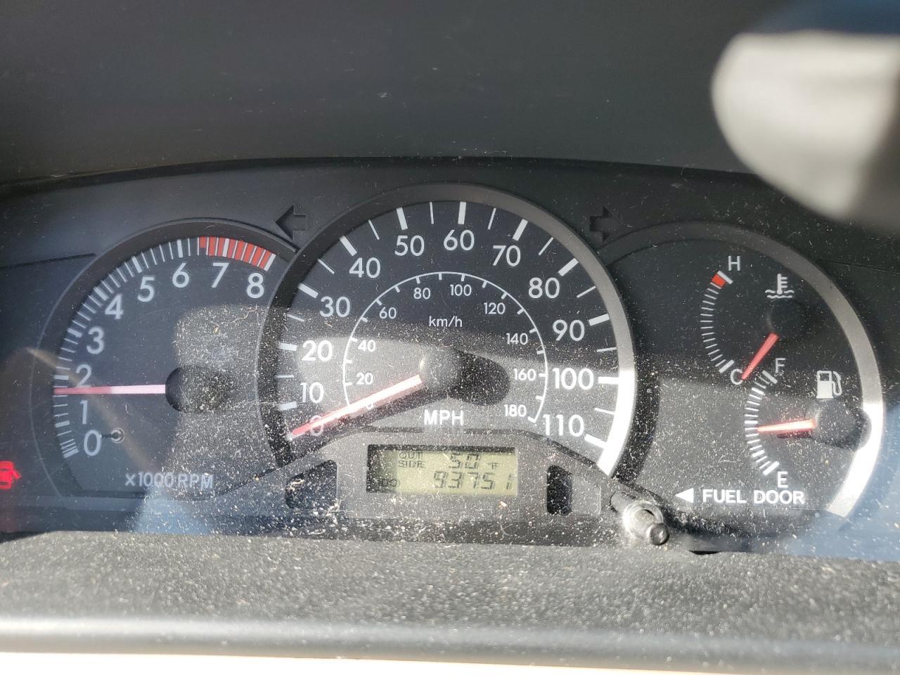 2004 TOYOTA COROLLA
