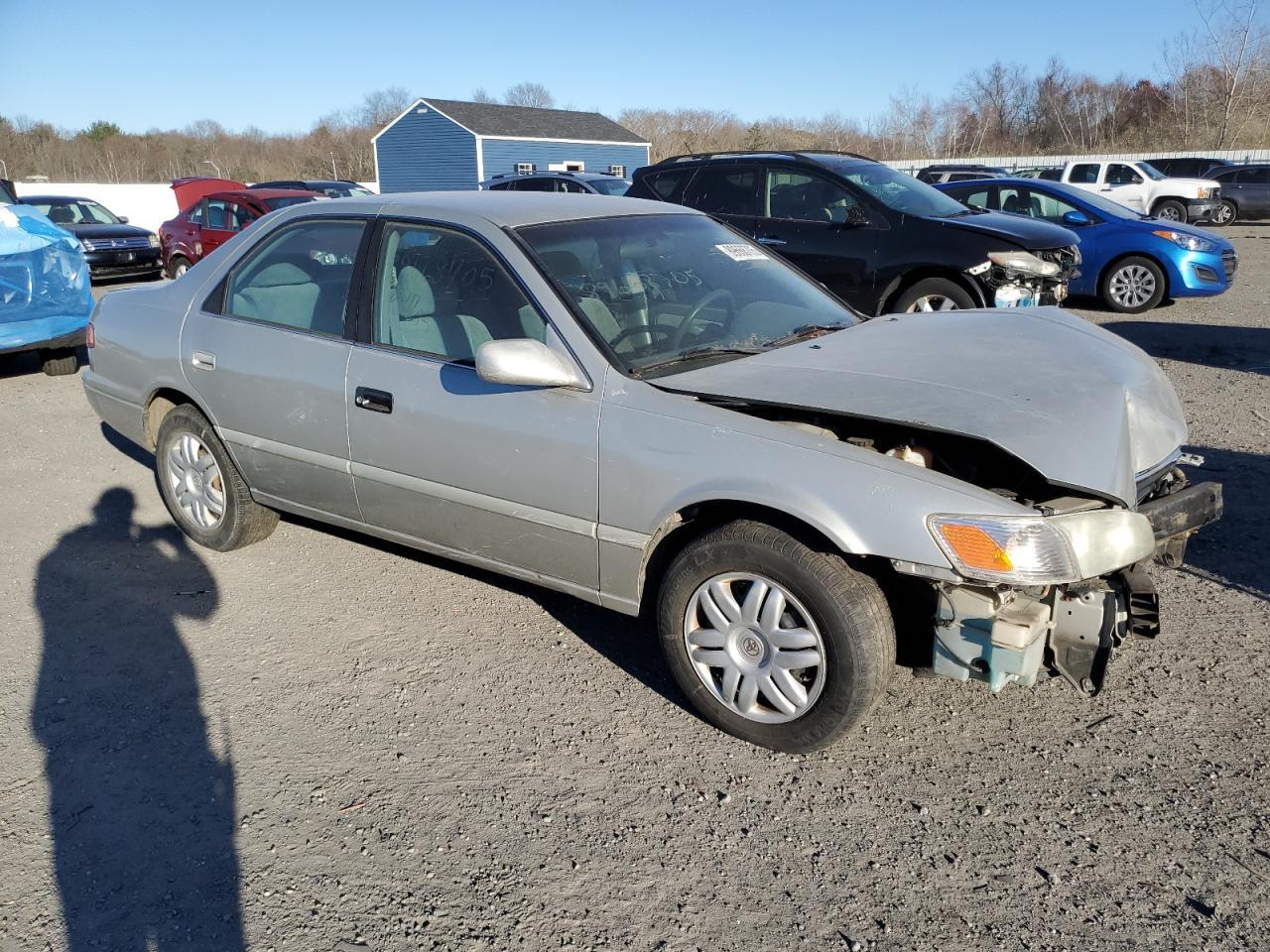 2001 TOYOTA CAMRY