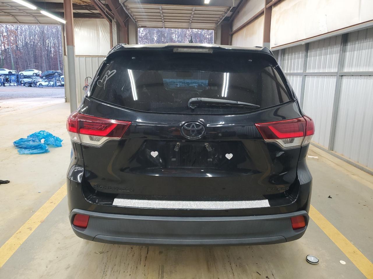 2019 TOYOTA HIGHLANDER