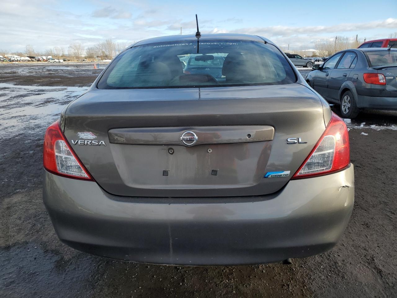 2012 NISSAN VERSA
