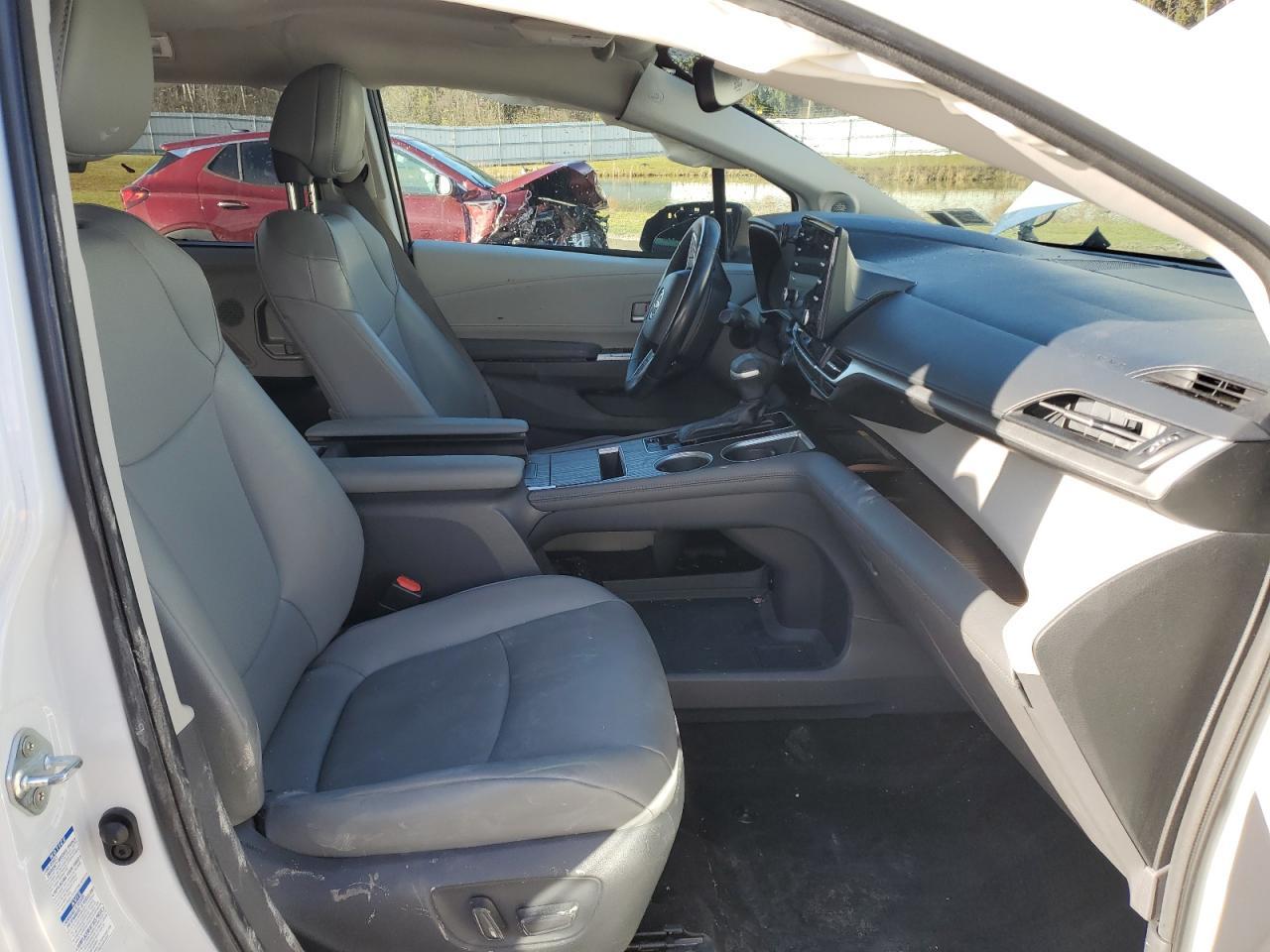 2021 TOYOTA SIENNA