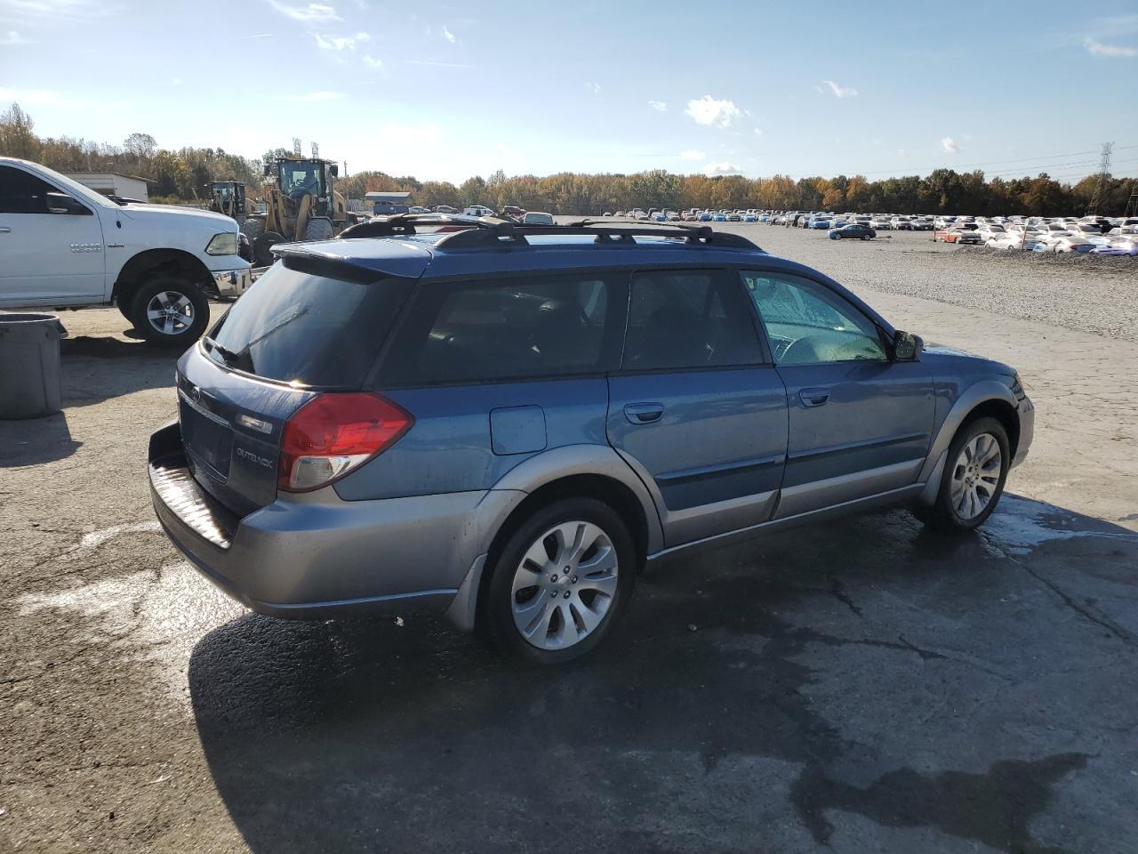 2009 SUBARU Outback