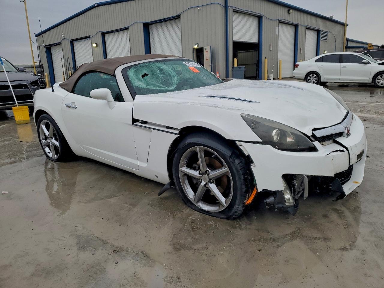 2008 SATURN Sky