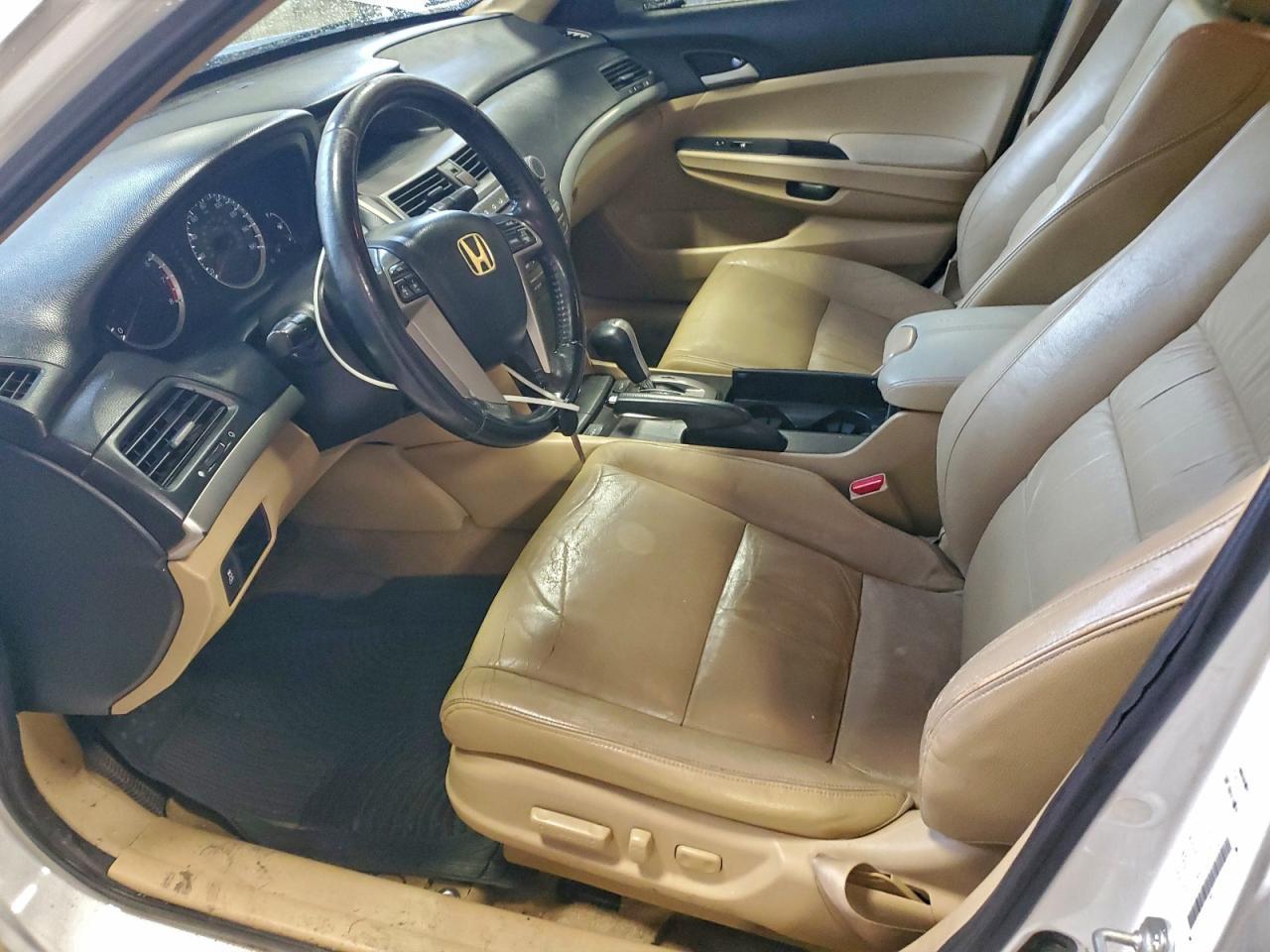 2011 HONDA ACCORD