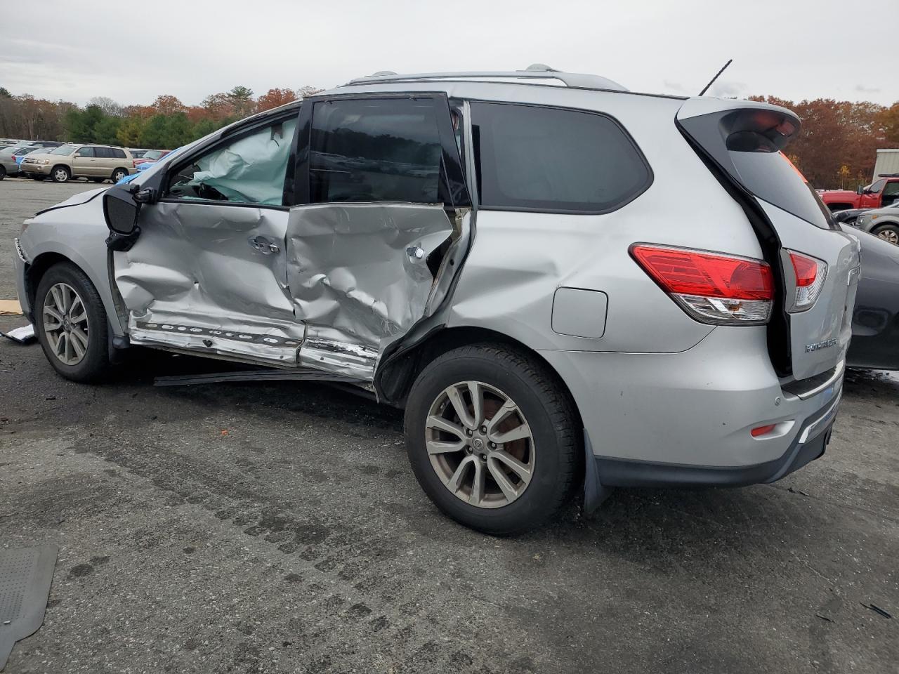 2016 NISSAN PATHFINDER