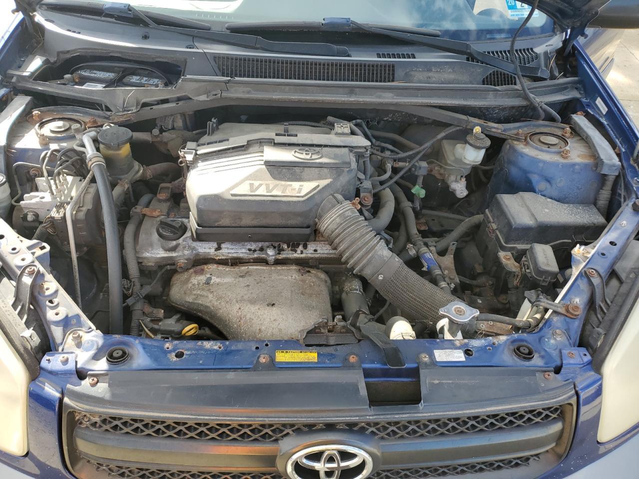 2004 TOYOTA RAV4