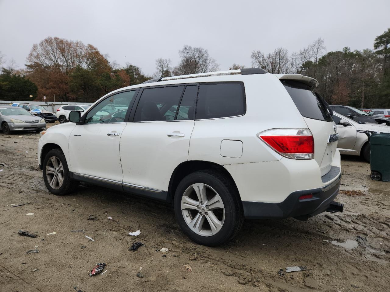 2013 TOYOTA HIGHLANDER