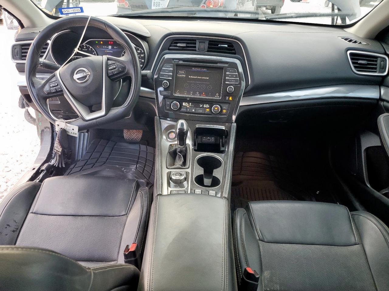 2023 NISSAN Maxima