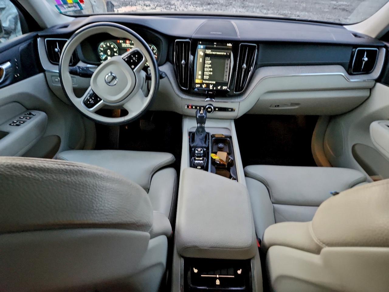 2019 VOLVO XC60
