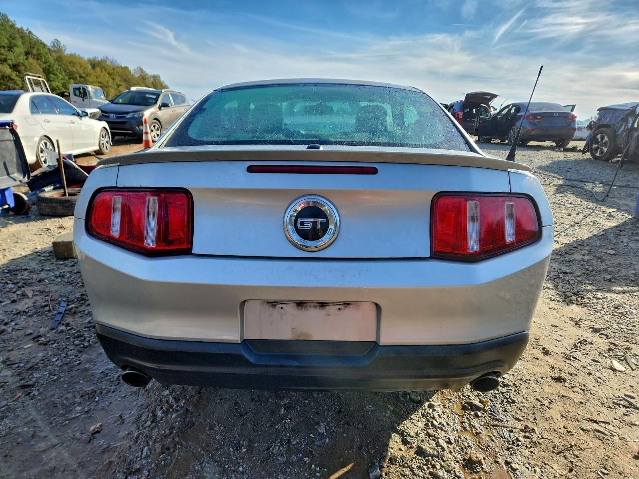 2010 FORD MUSTANG