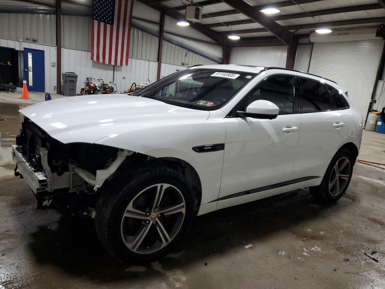 2017 JAGUAR F-Pace