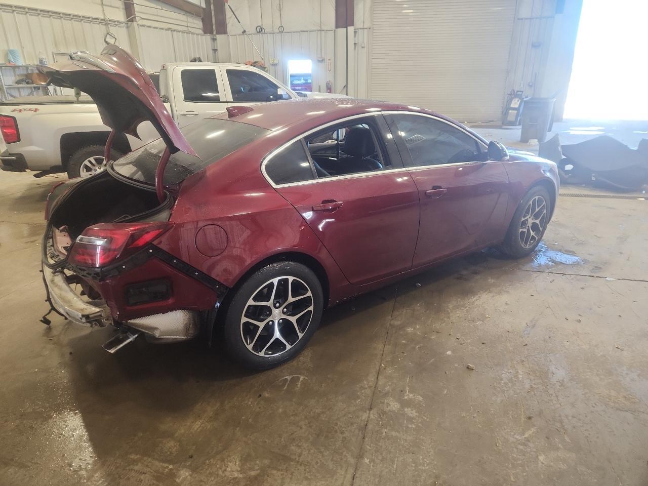 2017 BUICK Regal