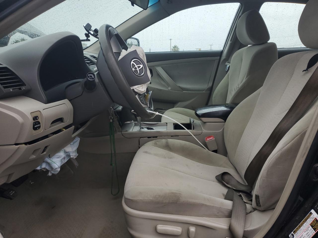 2010 TOYOTA CAMRY