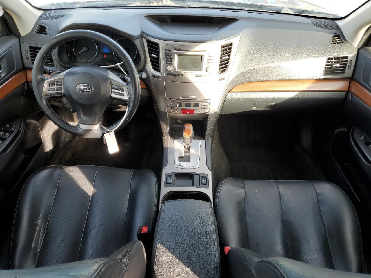 2014 SUBARU Outback
