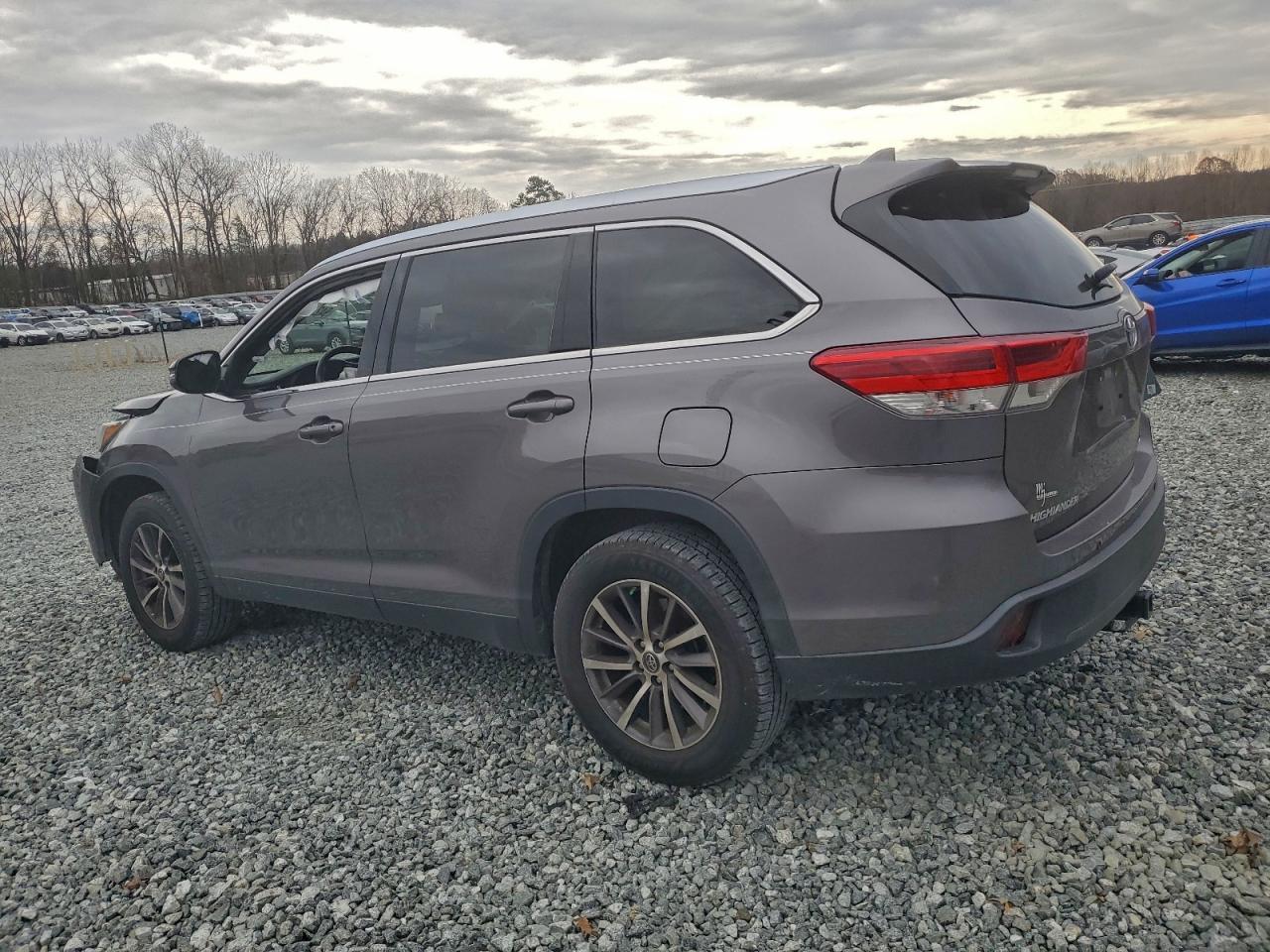 2019 TOYOTA HIGHLANDER