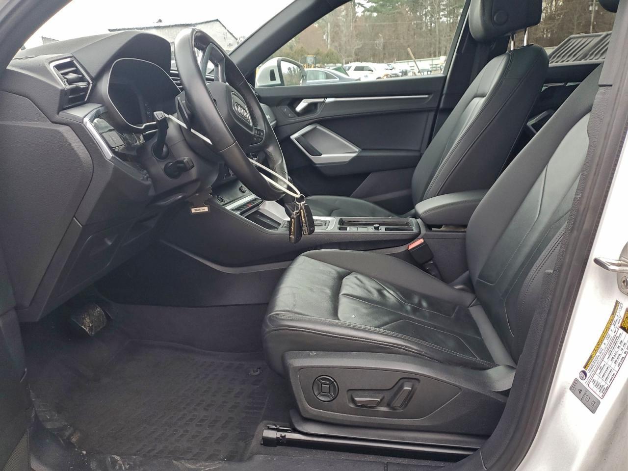 2023 AUDI Q3