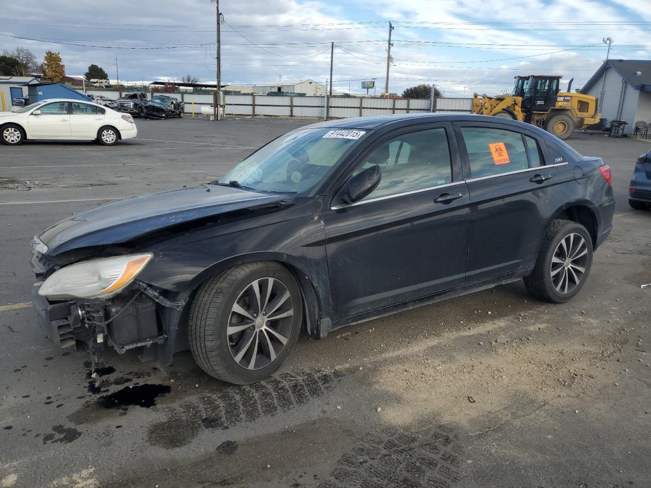 2013 CHRYSLER 200